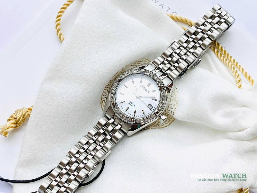 Citizen Quartz EU6060-55D-7 Đồng hồ Citizen Quartz EU6060-55D - Chính Hãng Giá Tốt - Passion Watch