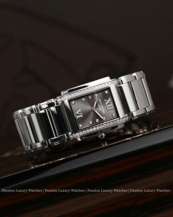 Patek Philippe Twenty-4 4910/10A-010 Diamond Folding - Passion Watch