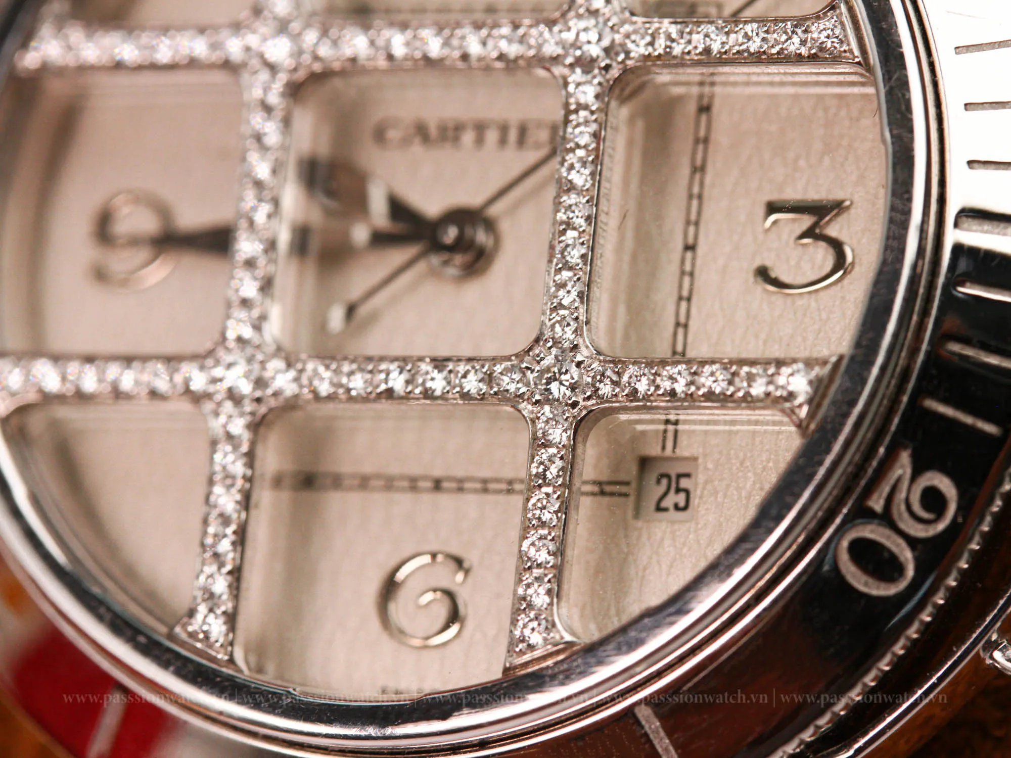 dong-ho-cartier-pasha-2332-4 dong ho cartier pasha 2332 4 | Passion Watch