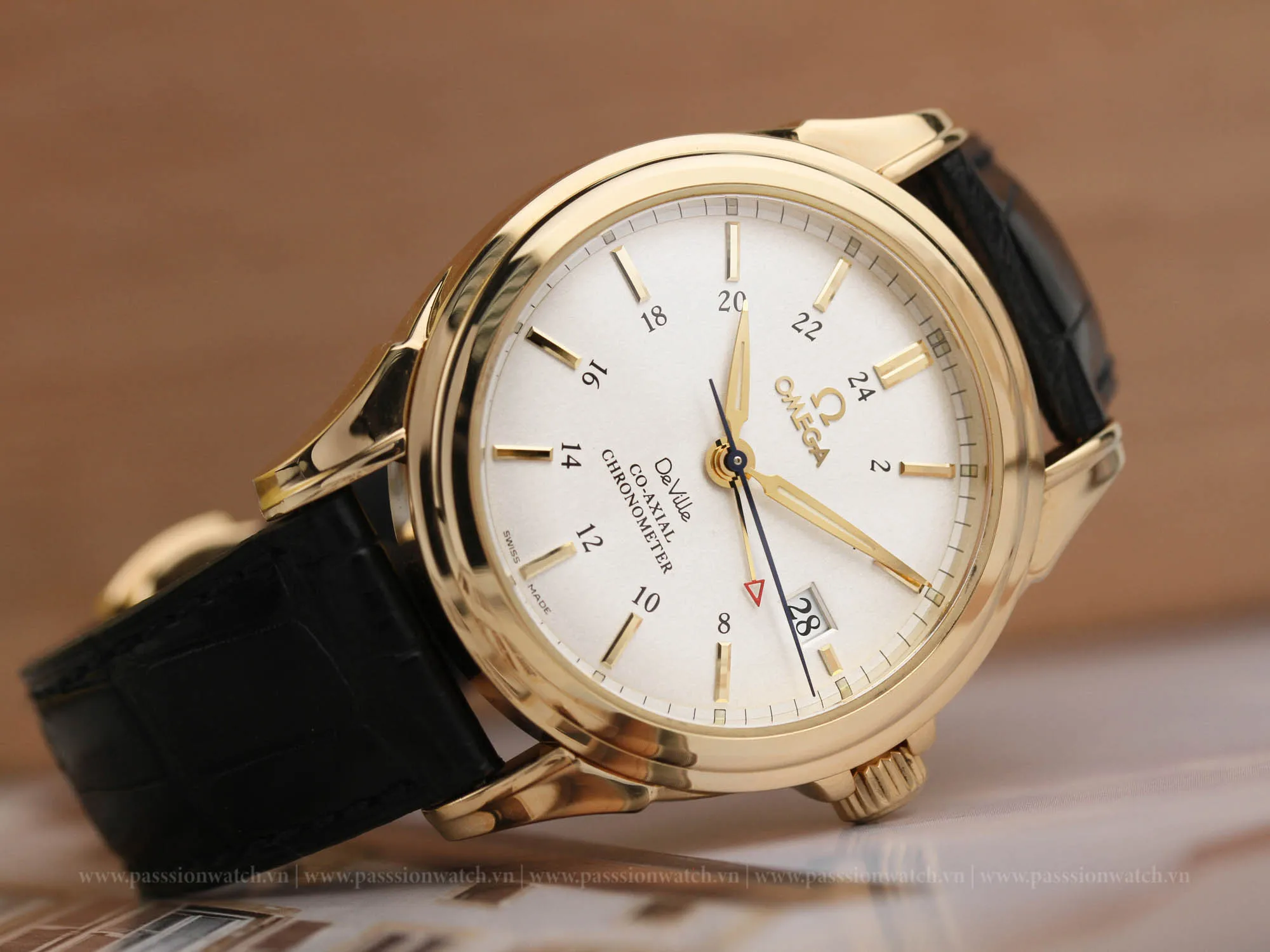 dong-ho-omega-de-ville-co-axial-chronometer-gmt-4633-30-31-2 dong ho omega de ville co axial chronometer gmt 4633 30 31 2 | Passion Watch