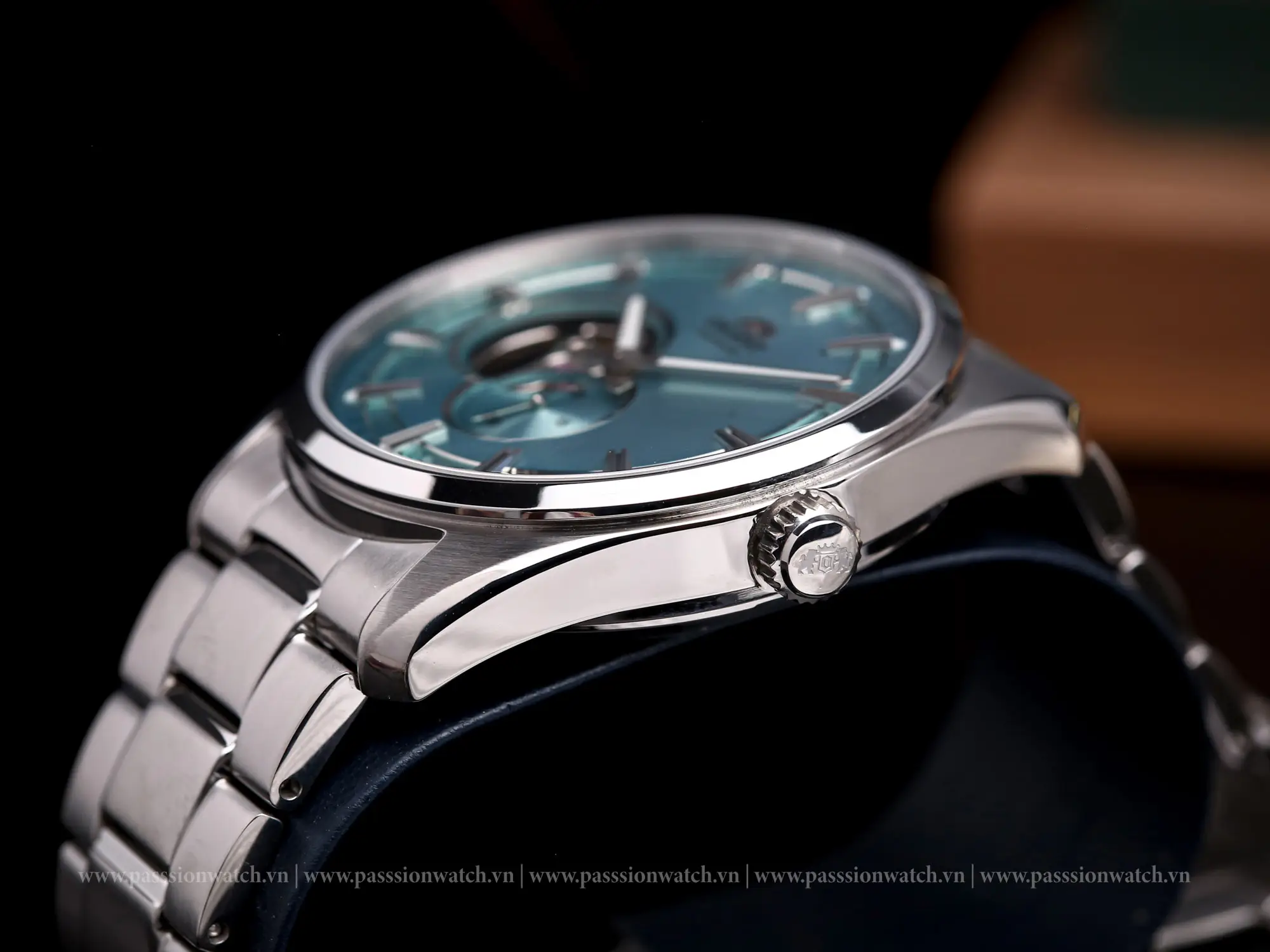 dong-ho-orient-contemporary-semi-skeleton-ra-ar0009l10b-5 dong ho orient contemporary semi skeleton ra ar0009l10b 5 | Passion Watch