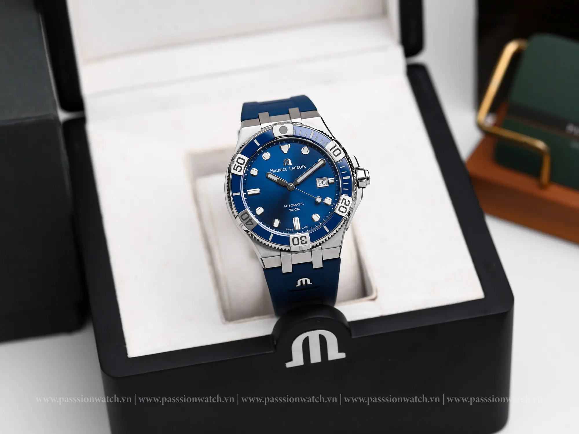 dong-ho-maurice-lacroix-aikon-venturer-ai6058-ss001-430-1-2 dong ho maurice lacroix aikon venturer ai6058 ss001 430 1 2 | Passion Watch
