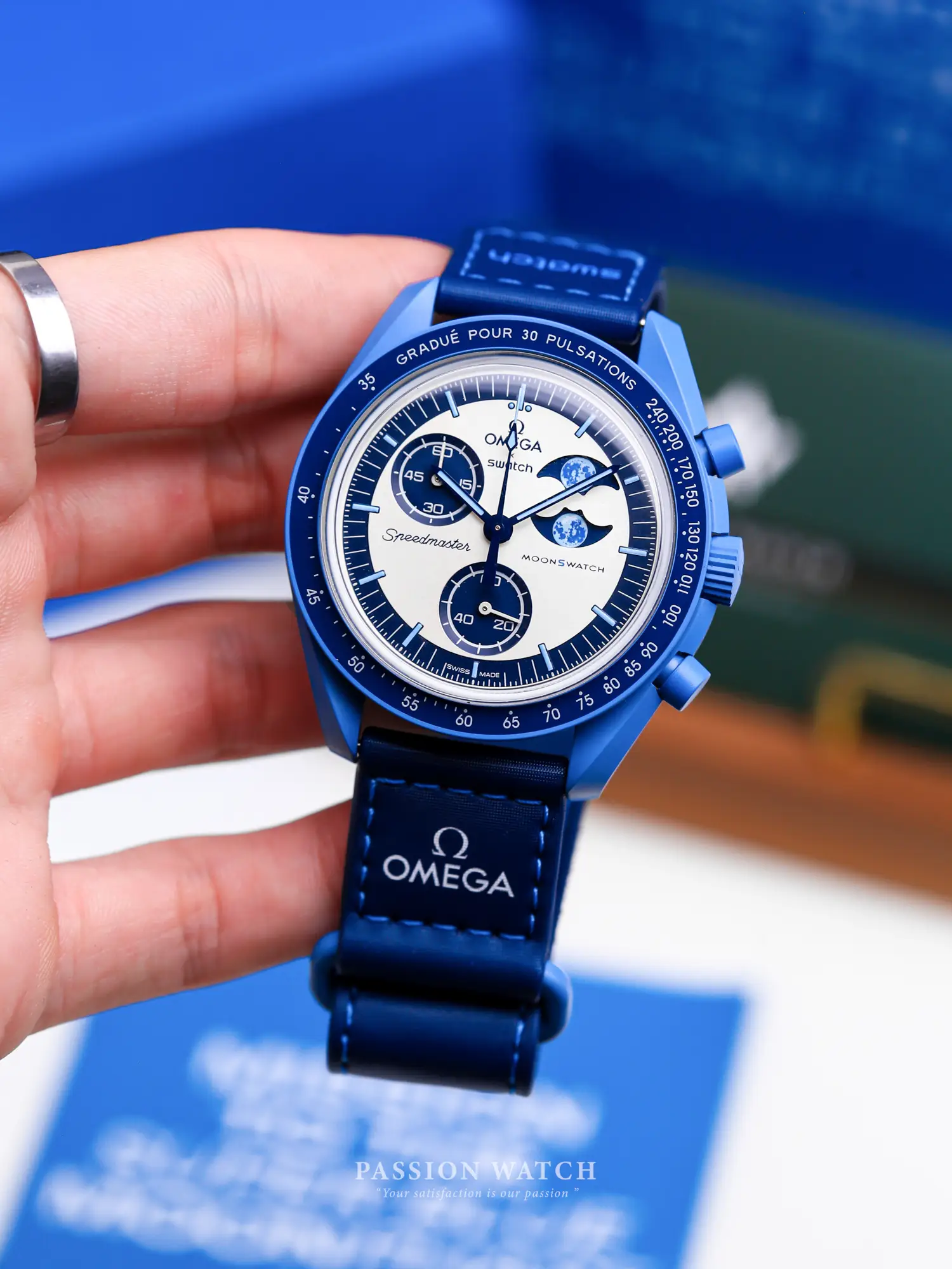 omega-x-swatch-mission-to-the-super-blue-moonphase-so33n700-3 omega x swatch mission to the super blue moonphase so33n700 3 | Passion Watch