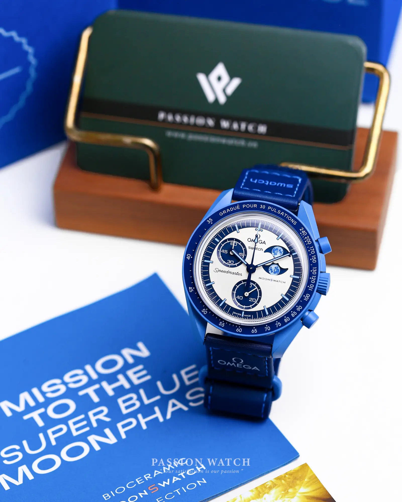 omega-x-swatch-mission-to-the-super-blue-moonphase-so33n700-4 omega x swatch mission to the super blue moonphase so33n700 4 | Passion Watch