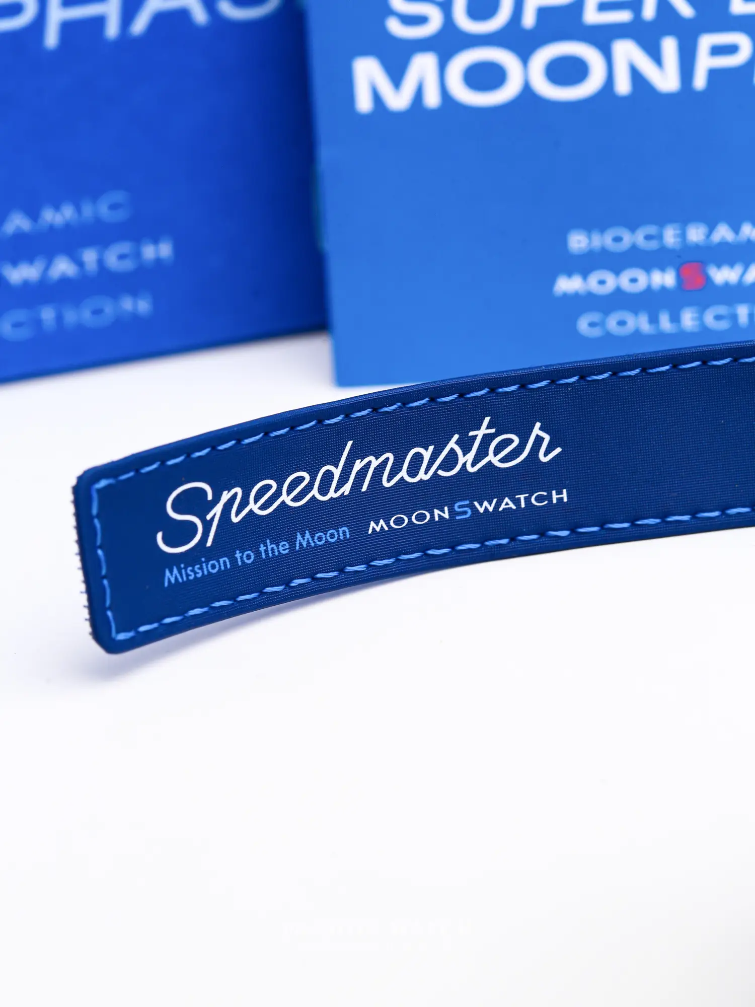 omega-x-swatch-mission-to-the-super-blue-moonphase-so33n700-8 omega x swatch mission to the super blue moonphase so33n700 8 | Passion Watch