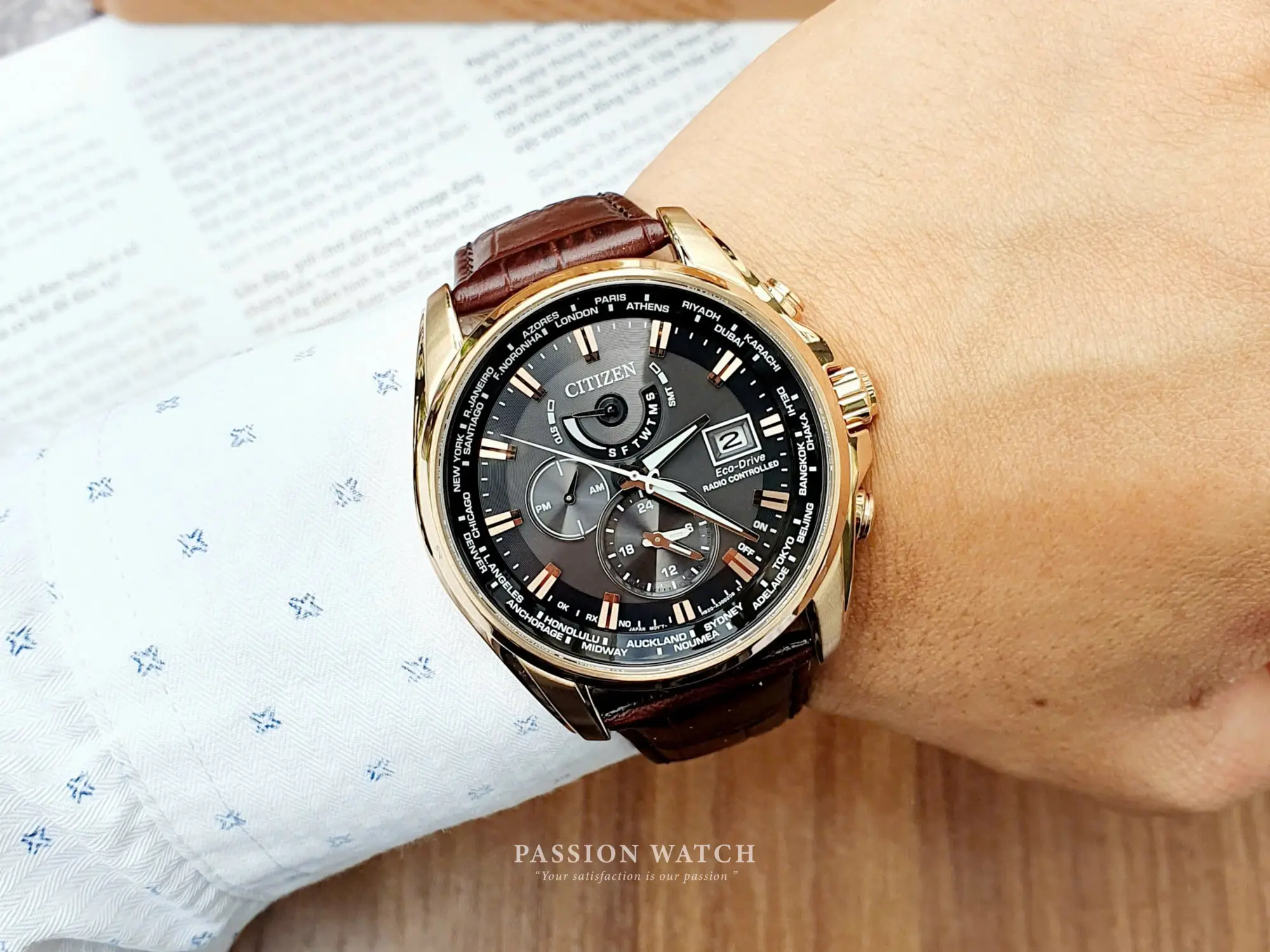citizen-eco-drive-at9123-13e-13 Đồng hồ Citizen Eco-Drive AT9123-13E trên cổ tay – Lịch lãm, đẳng cấp, phù hợp với phong cách quý ông hiện đại