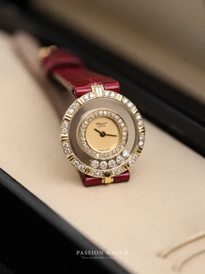 chopard happy diamonds 20 5682 2 Đồng Hồ Chopard Happy Diamonds 20/5682 Fullbox Dây đeo màu đỏ