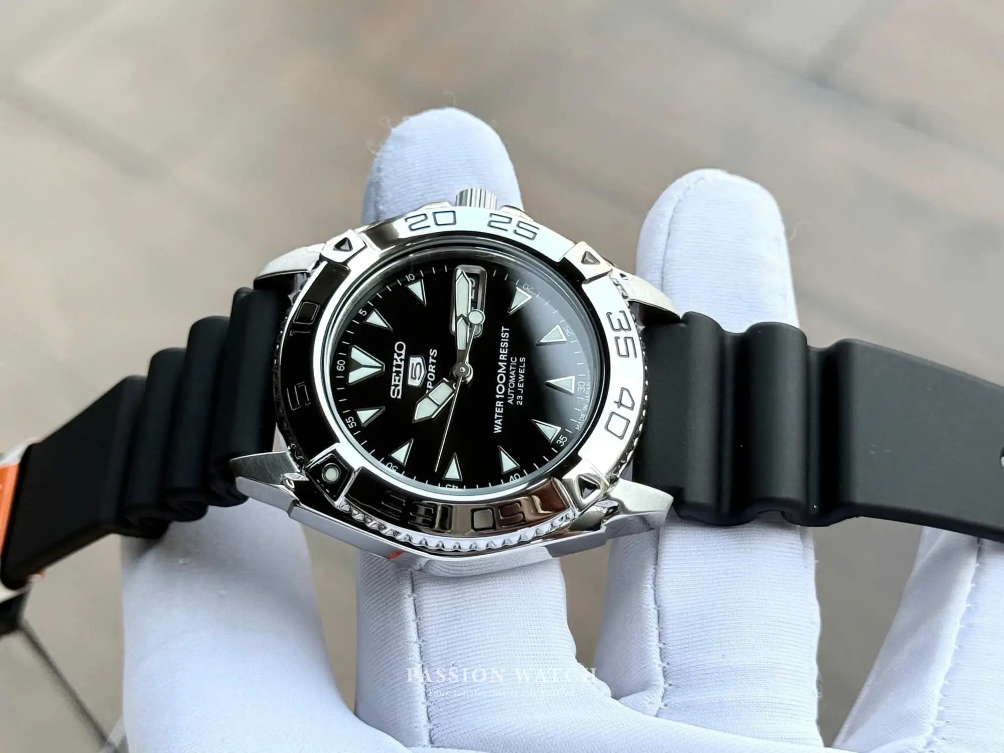 seiko-5-snzb33j2-4 seiko 5 snzb33j2 4 | Passion Watch