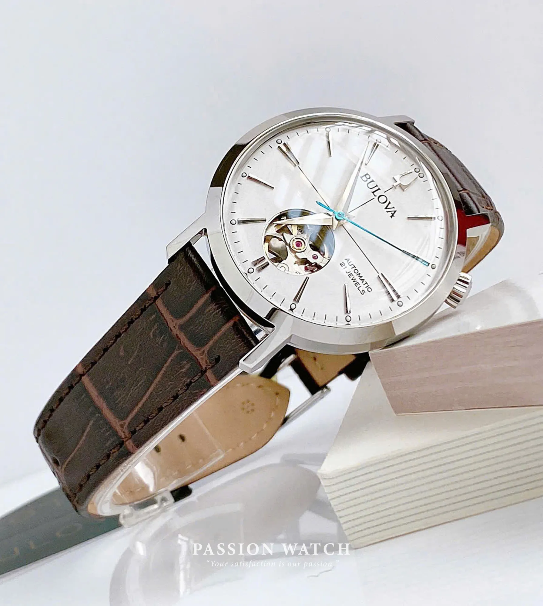 dong-ho-bulova-classic-aerojet-96a318-3 dong ho bulova classic aerojet 96a318 3 | Passion Watch